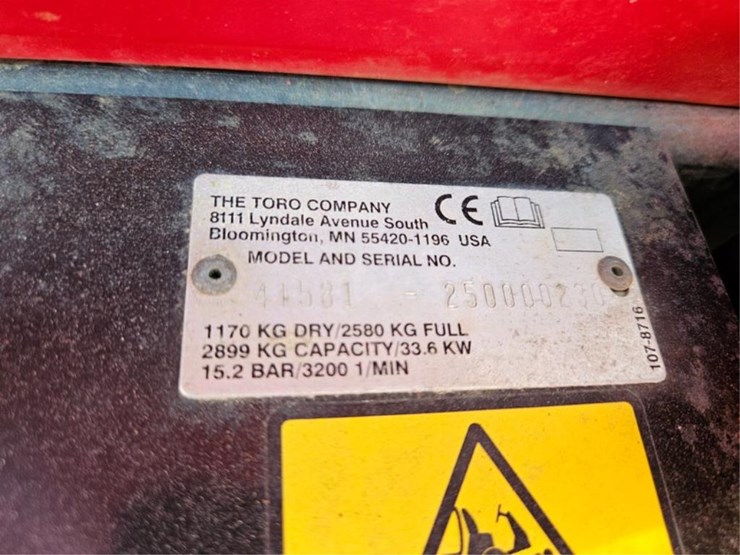 toro-multi-pro-5700d-image-40