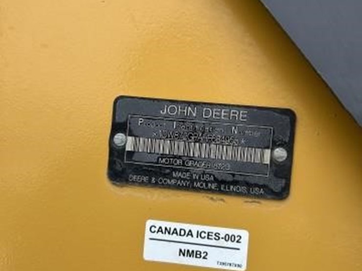 2018-deere-872gp-image-33