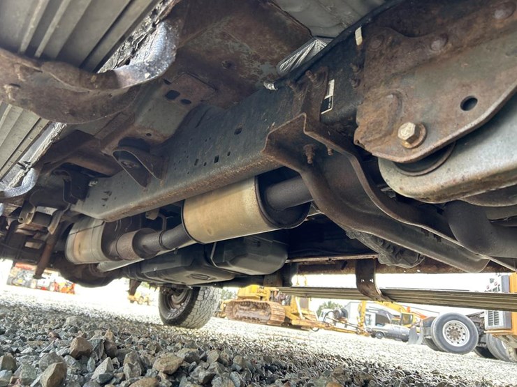 2011-ford-f250-image-28