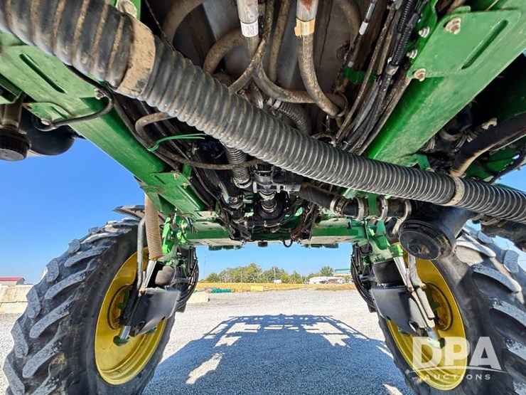 2014-john-deere-r4038-image-34