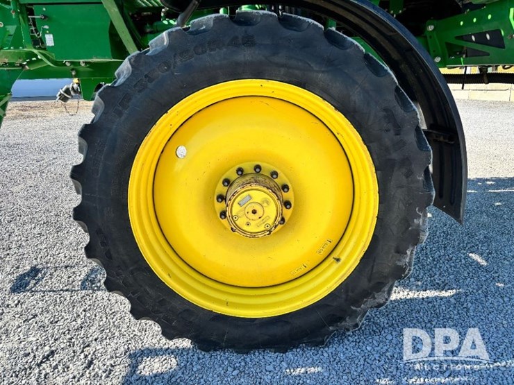 2014-john-deere-r4038-image-49