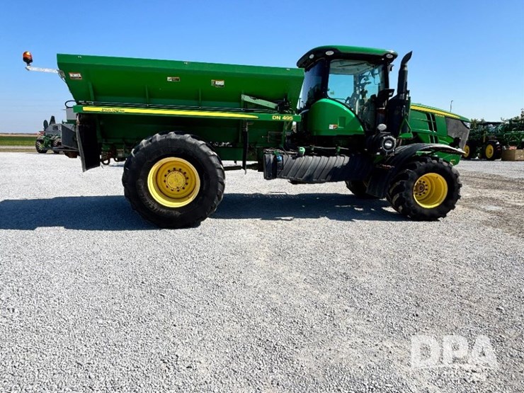 2019-john-deere-f4365-image-9