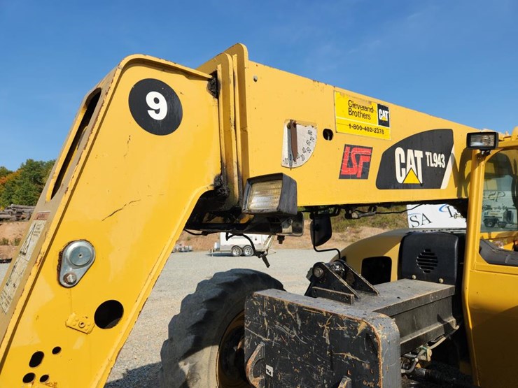 2008-caterpillar-943-image-14