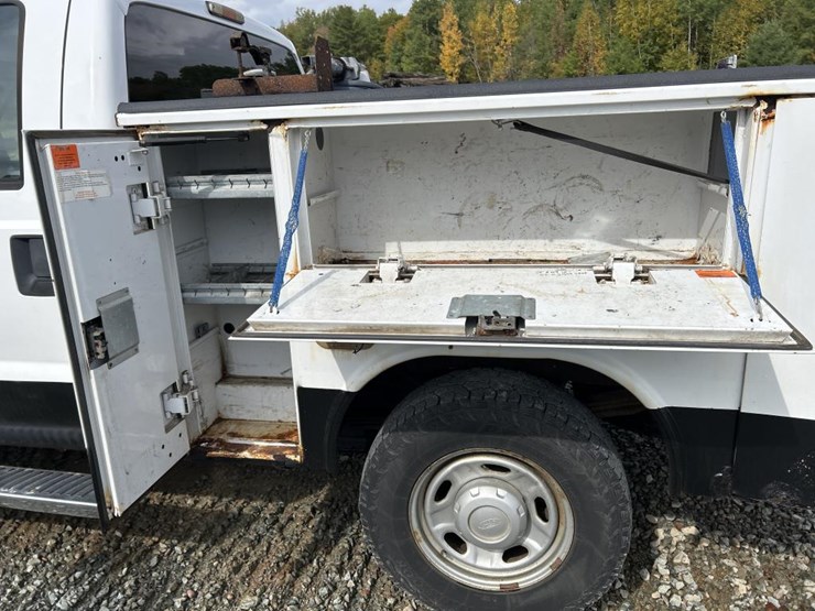 2011-ford-f250-image-13