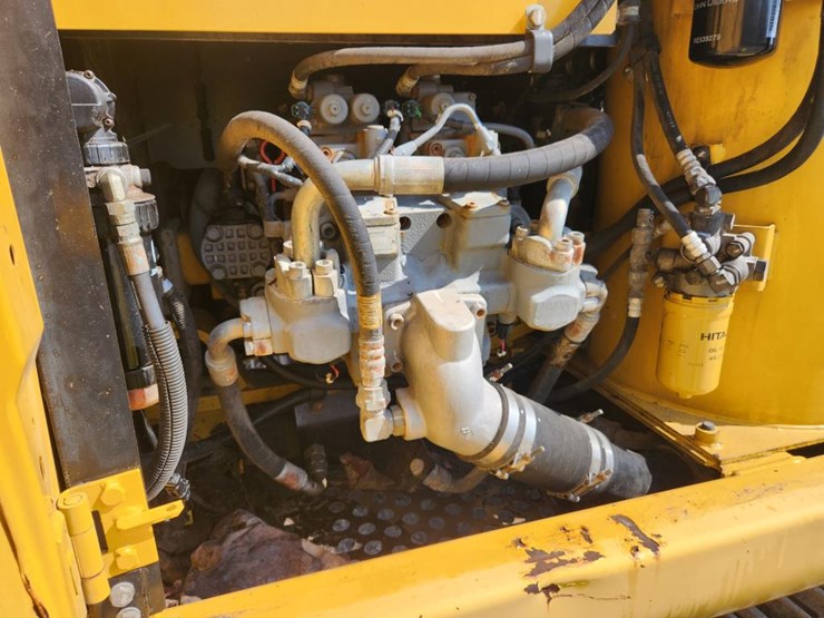 deere-160g-lc-image-38