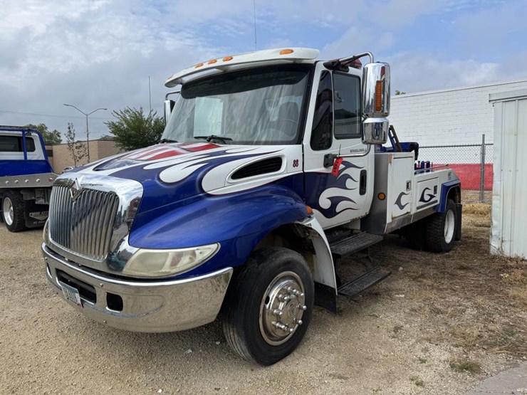 2006-international-durastar-4300-image-1