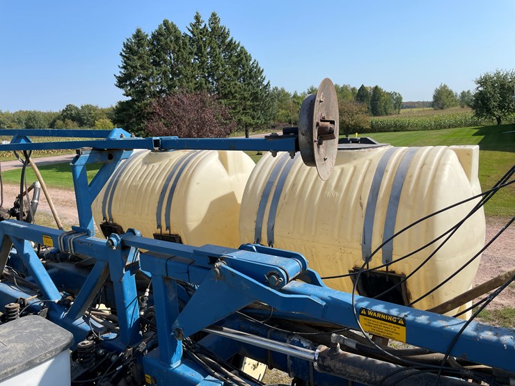 kinze-2300-image-27