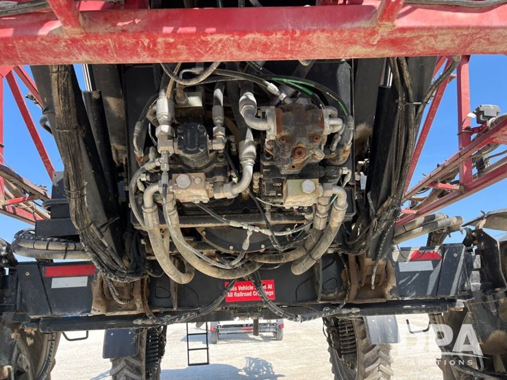 2016-case-ih-patriot-3340-image-42
