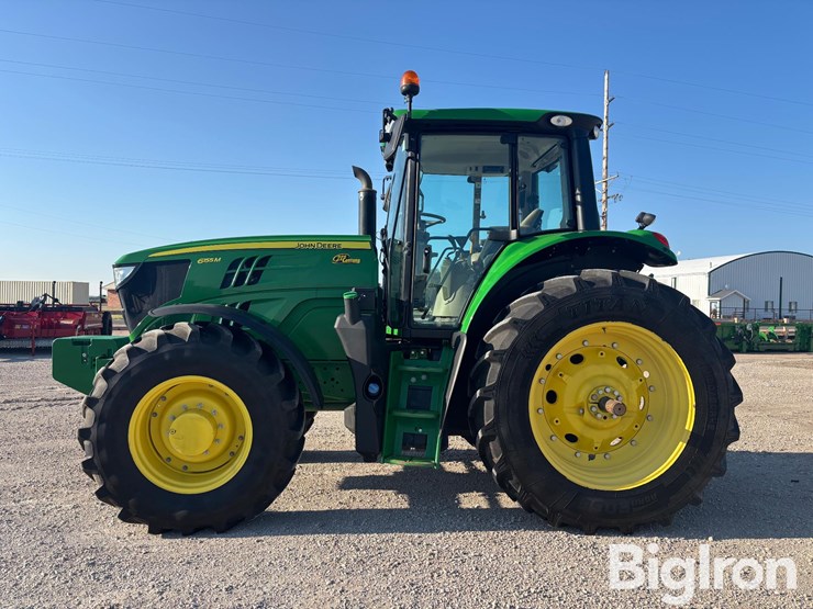 2022-john-deere-6155m-image-8