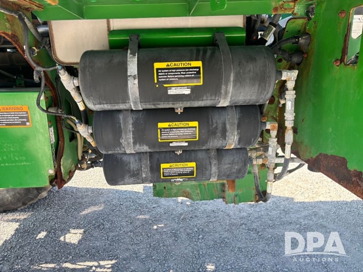 2019-john-deere-f4365-image-46