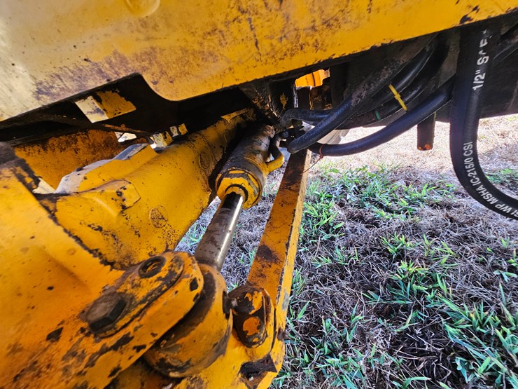2001-jcb-520-image-64