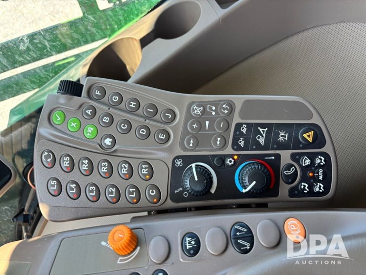 2017-john-deere-r4038-image-142