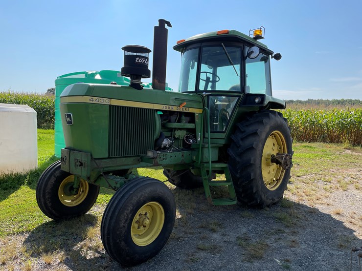 john-deere-4430-image-1