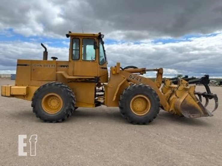 deere-624e-image-4