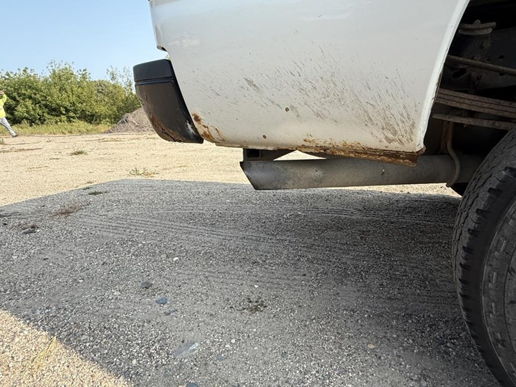 2013-ford-f350-image-30