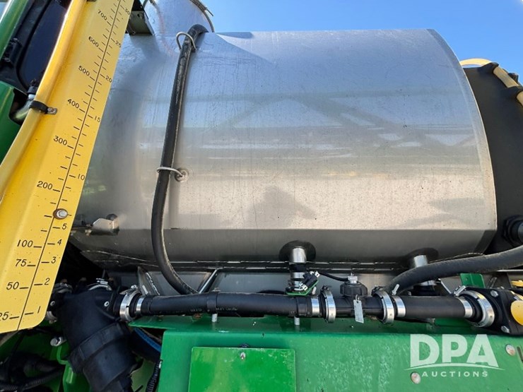 2017-john-deere-r4038-image-56