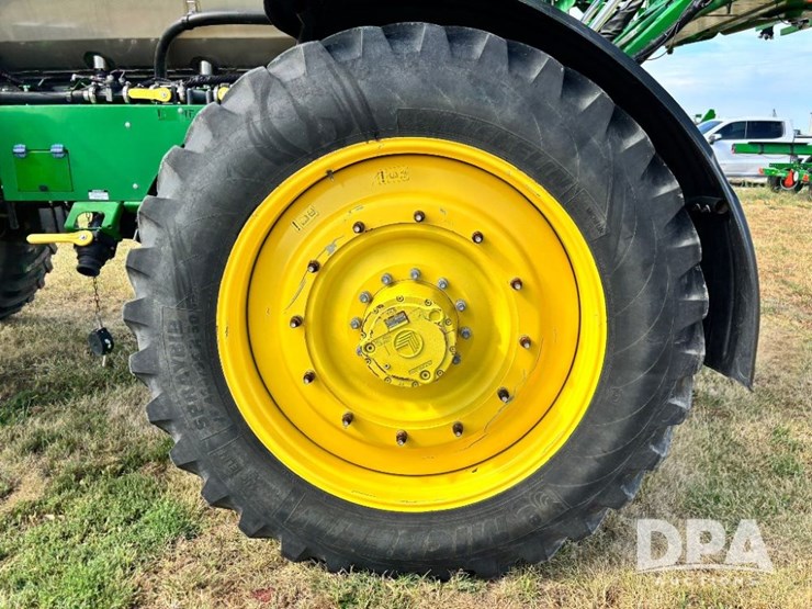 2019-john-deere-r4045-image-64