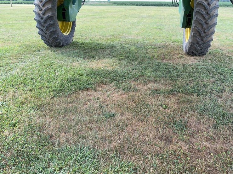 2000-john-deere-4700-image-30