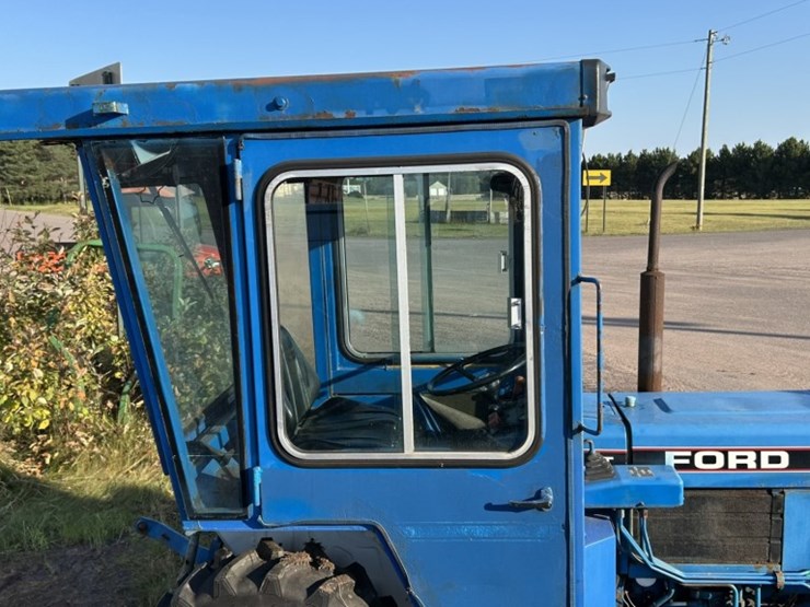 ford-1220-image-37