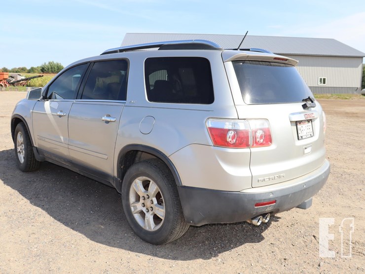 2008-gmc-acadia-image-7