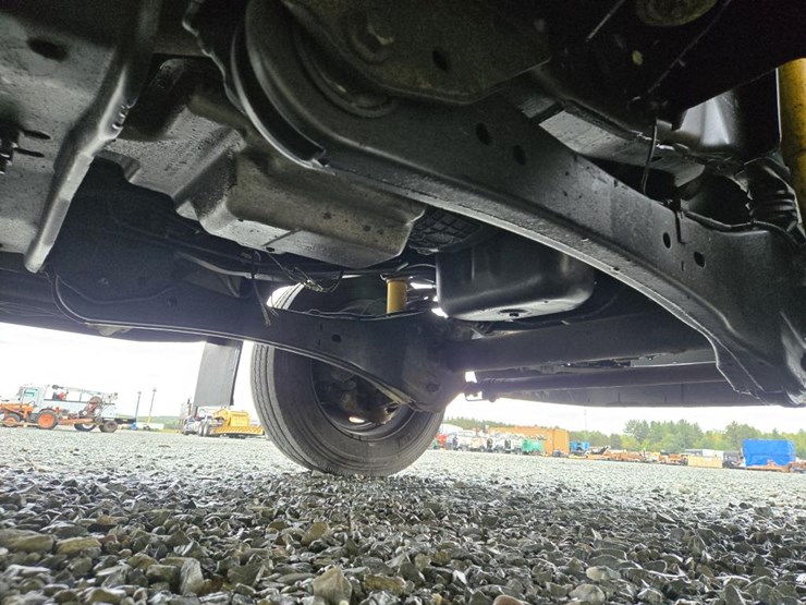 2009-ford-f550-image-37