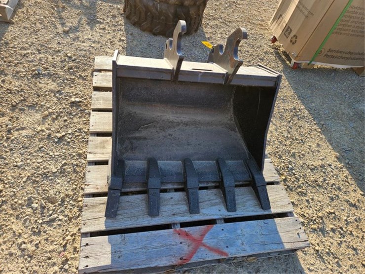 kubota-kx057-image-8