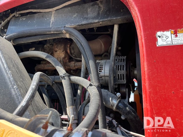 2016-case-ih-patriot-3340-image-34