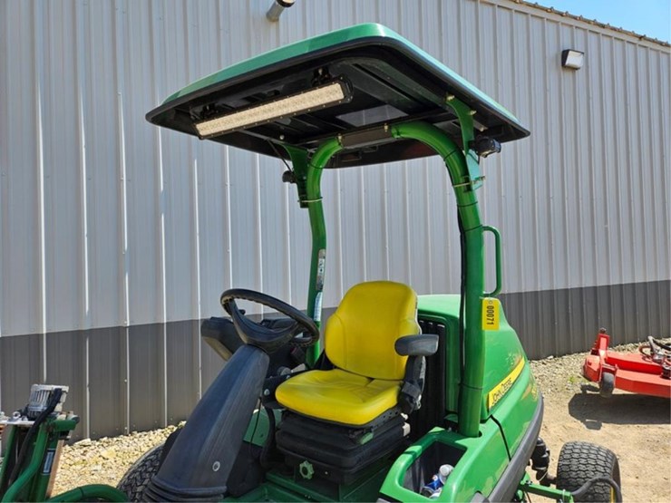 john-deere-7500-image-30