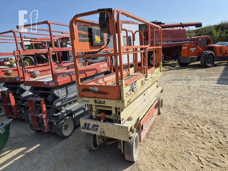 1996-jlg-2033e-image-3