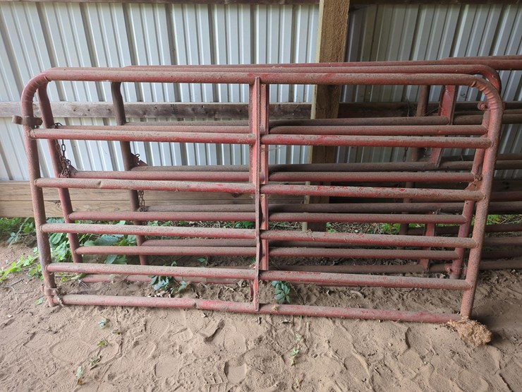 (2)-7.5'-pipe-gates-image-1