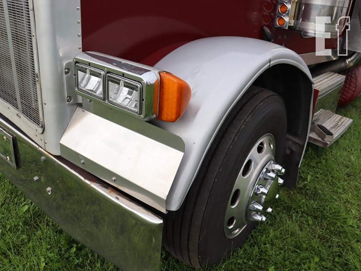 2006-peterbilt-379-image-26