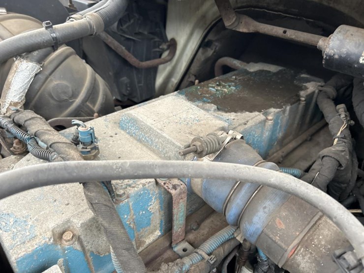2002-international-durastar-4300-image-67