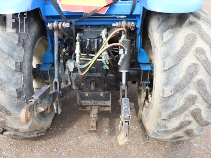 2008-new-holland-t2420-image-17