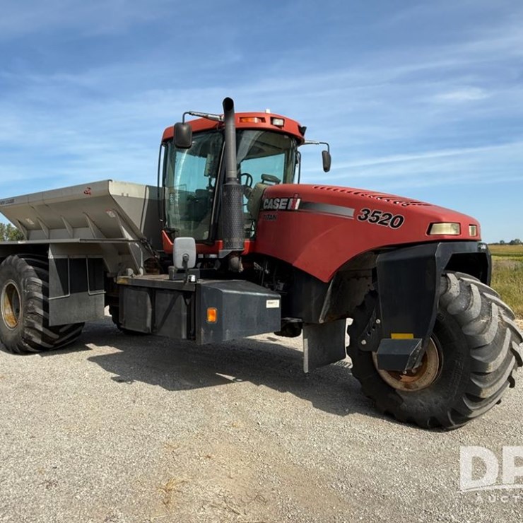 2010 CASE IH TITAN 3520