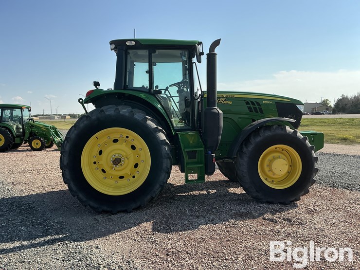 2022-john-deere-6155m-image-4