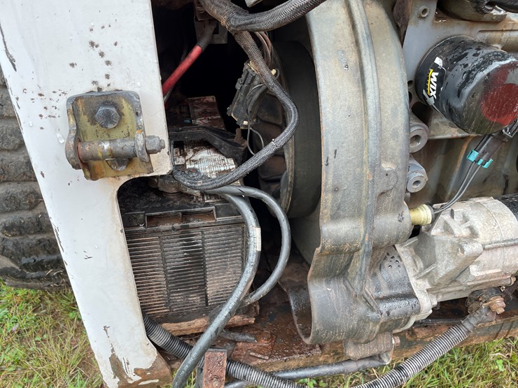 2001-bobcat-873-image-27