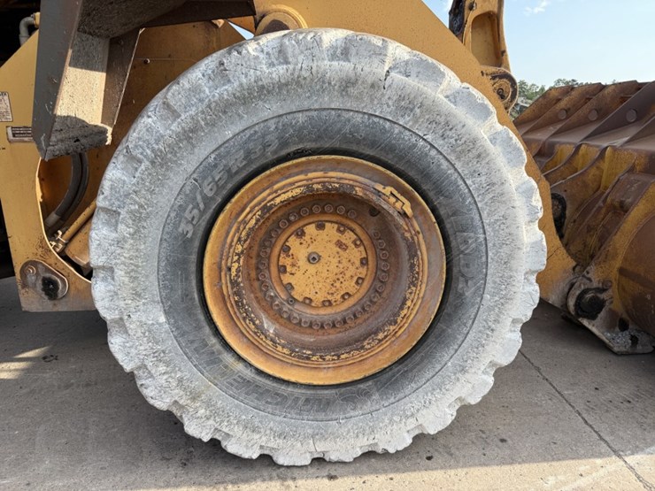 komatsu-wa600-image-91