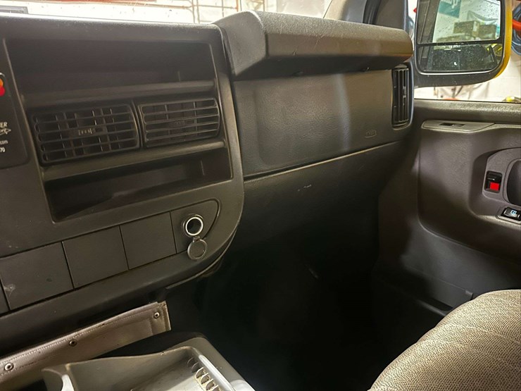 gm/chevy-van-miles---184178-image-20