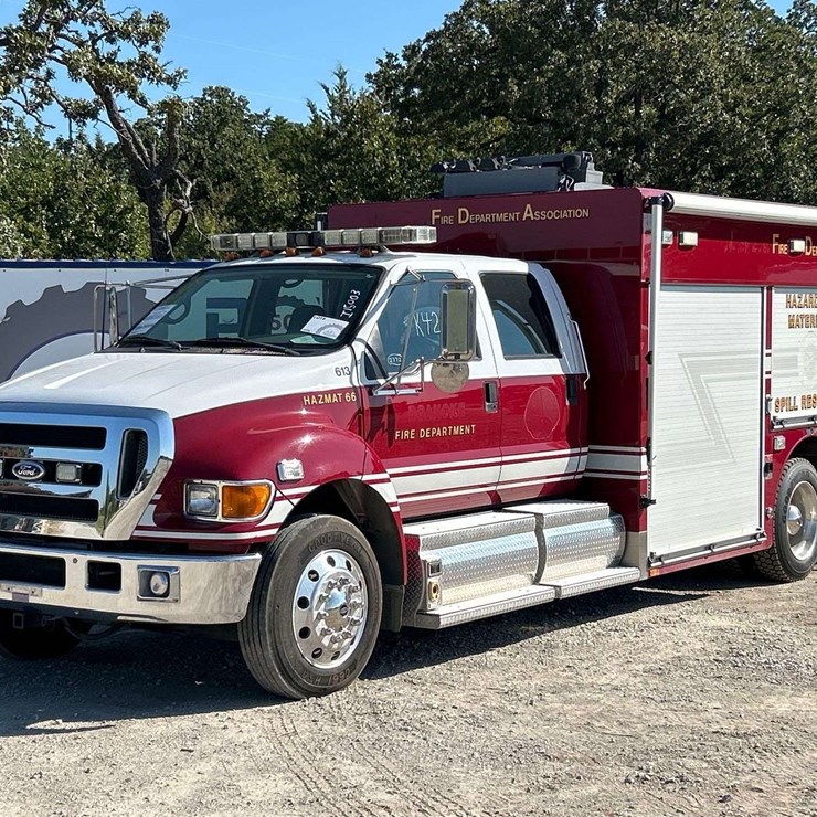 2005 FORD F650