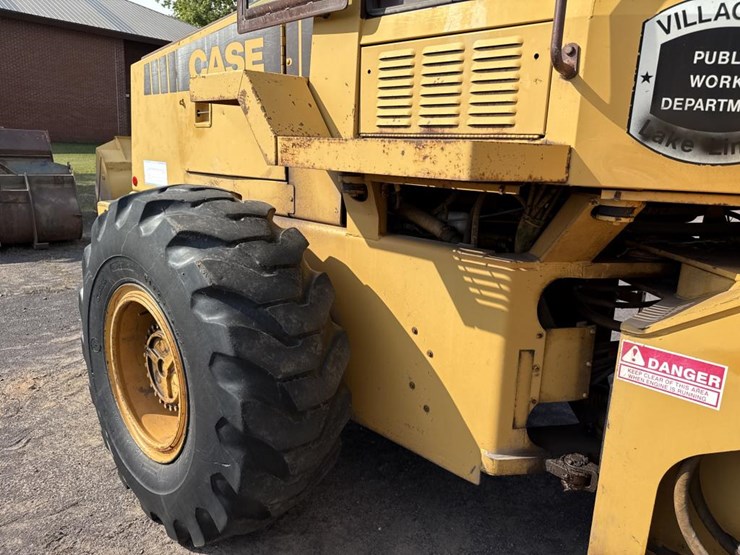 1990-case-621zf-image-29
