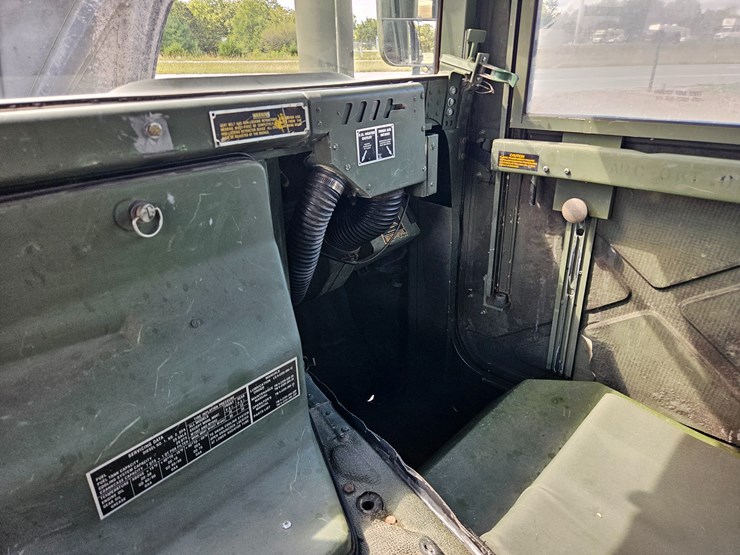1989-am-general-m998-image-40