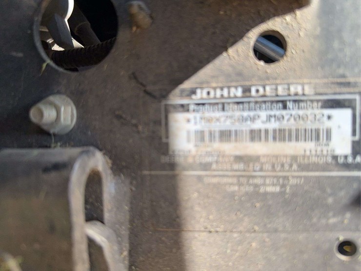 john-deere-x758-image-18