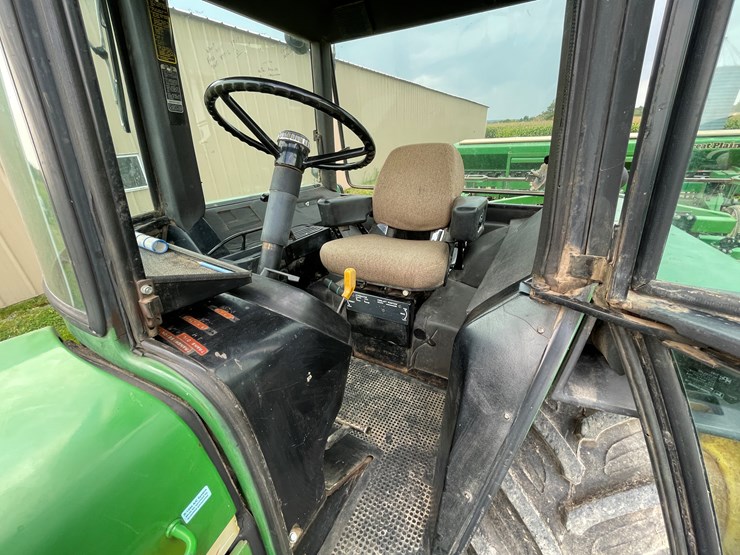 john-deere-4640-image-39
