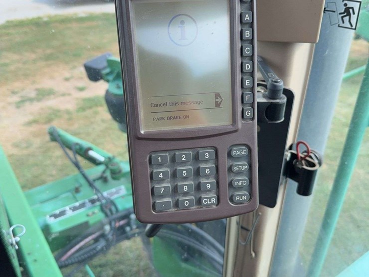 2000-john-deere-4700-image-24