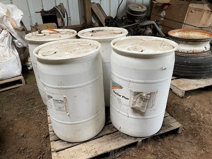 #7154-•-(4)-30-gallon-plastic-drums-image-1