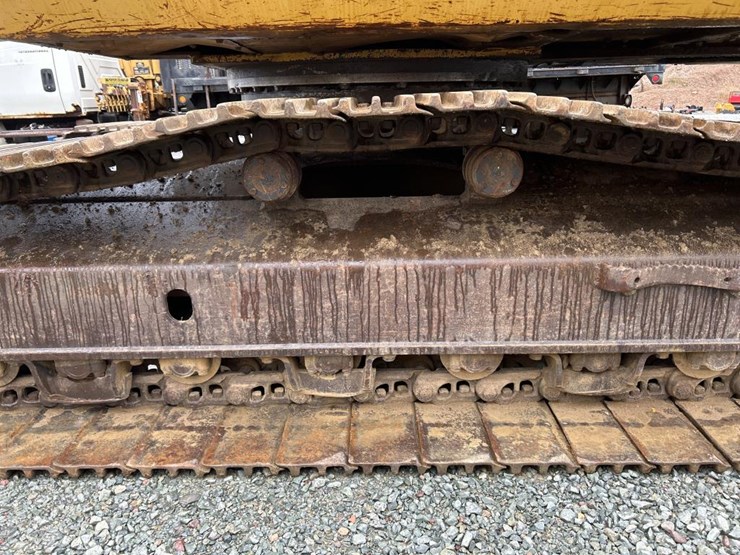 komatsu-pc270-lc-image-62