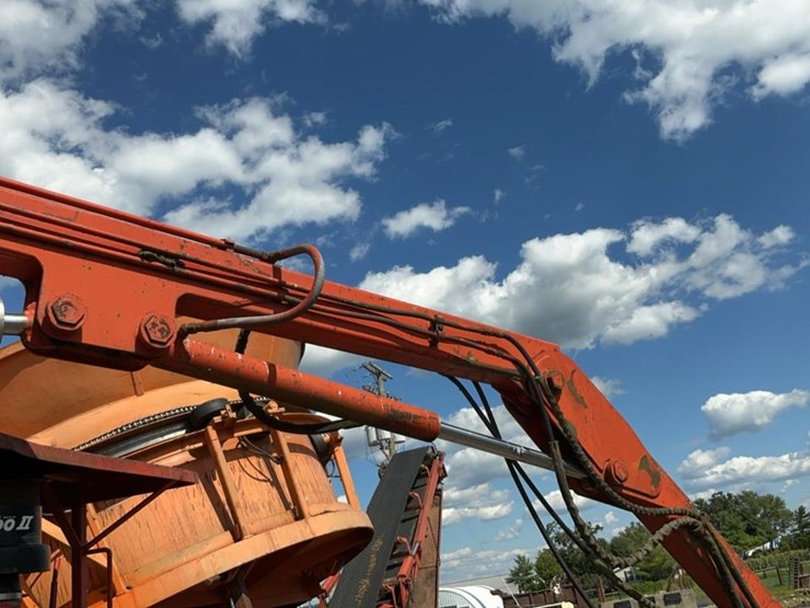 john-deere-12-image-30