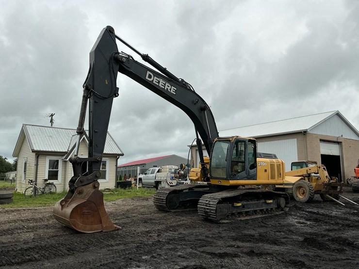 2007-john-deere-270-image-2