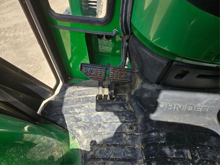 john-deere-4720-image-36