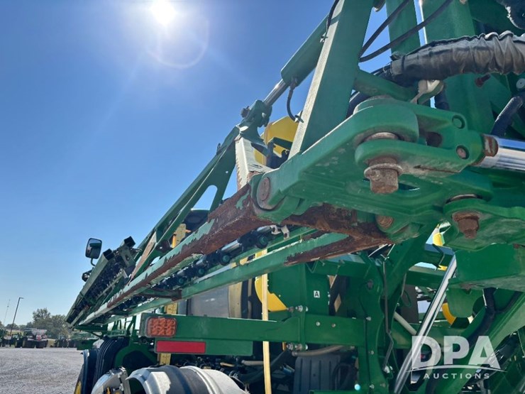 2017-john-deere-r4038-image-105